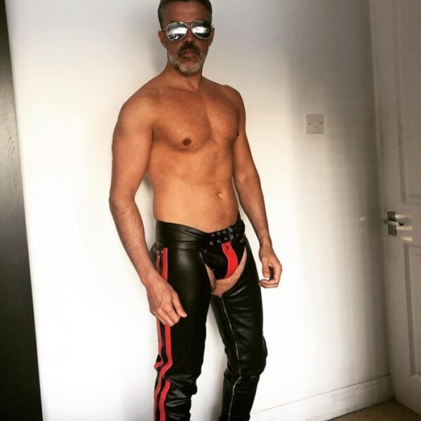 Men’s Real Leather Chaps Bikers Chaps With Detachable Codpiece & Side Stripes
