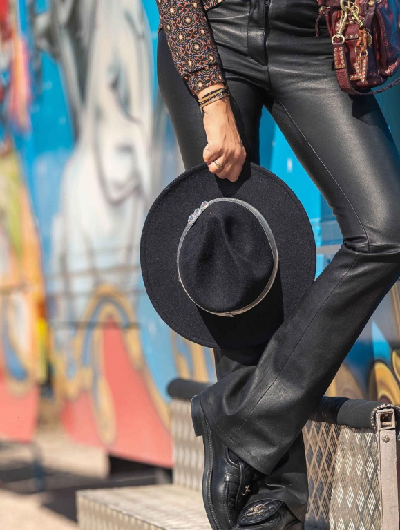Women Real Lamb Leather Boot Cut 5 Pockets Levi's Style Slim Fit Pants